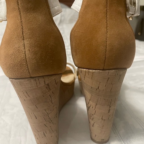 Mark Fisher beige suede and snake embossed ankle strap cork wedges. - Picture 2 of 13